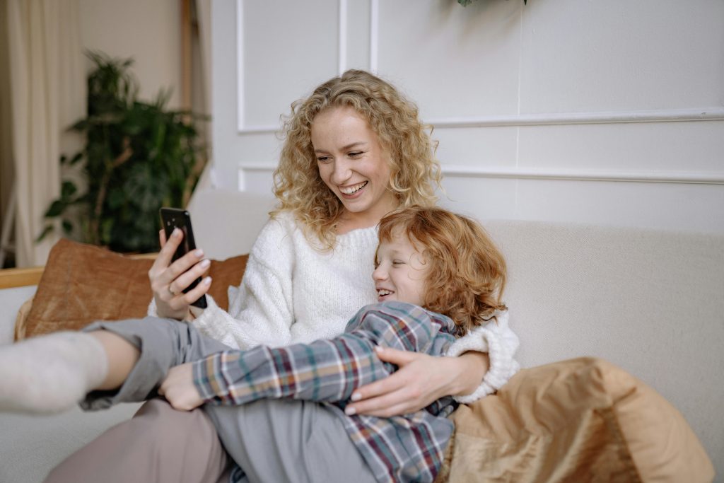 hide parental control app from kids stealthily