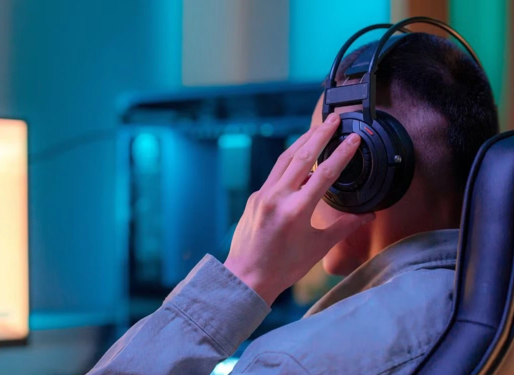 dangers of voice chat